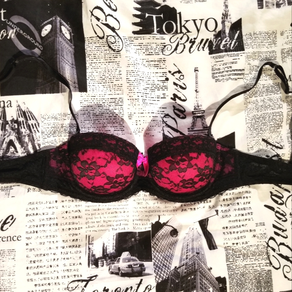 NWOT Lacy La Senza push-up bra